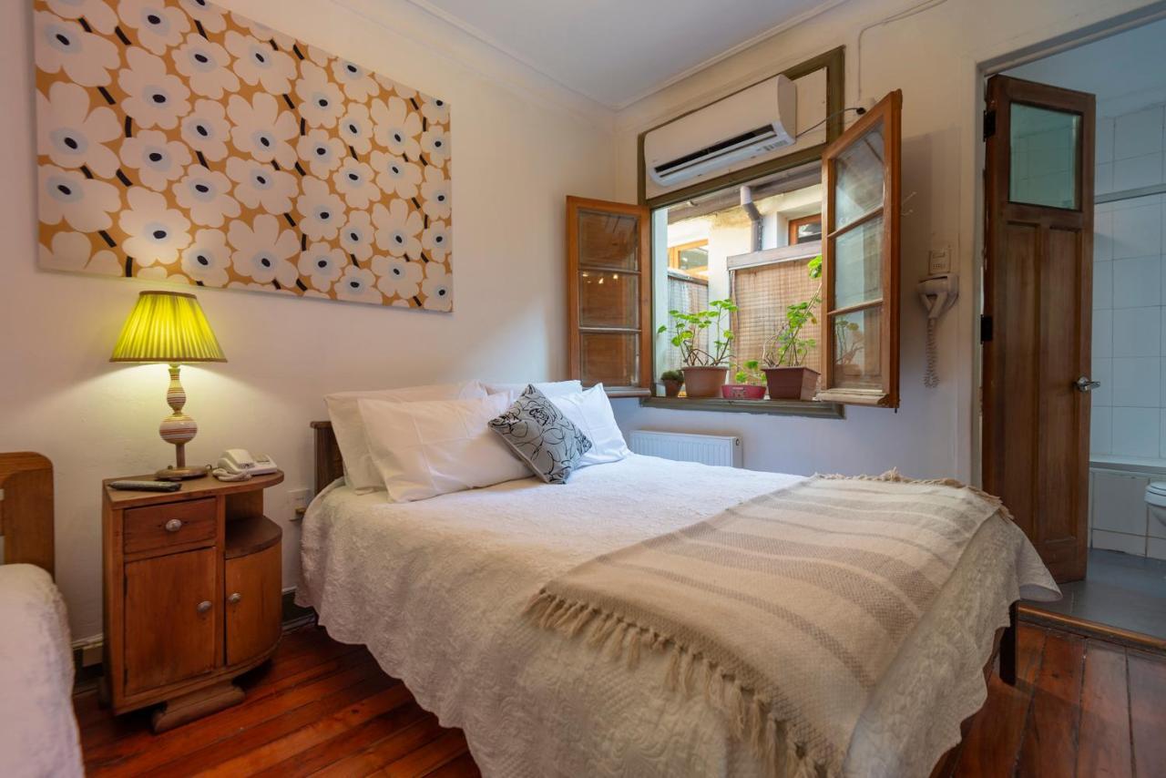 Quarto Duplo com Cama Extra