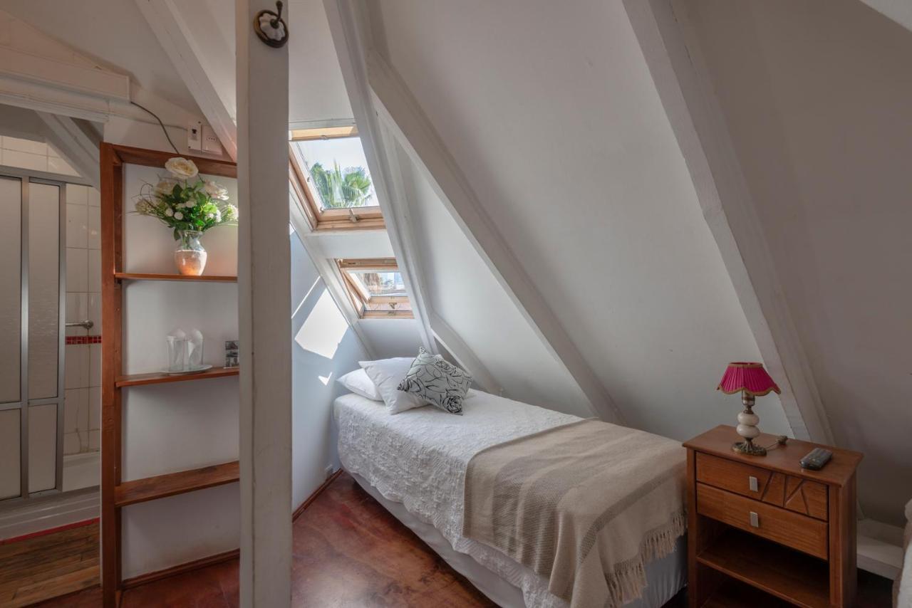 Quarto Duplo Econômico