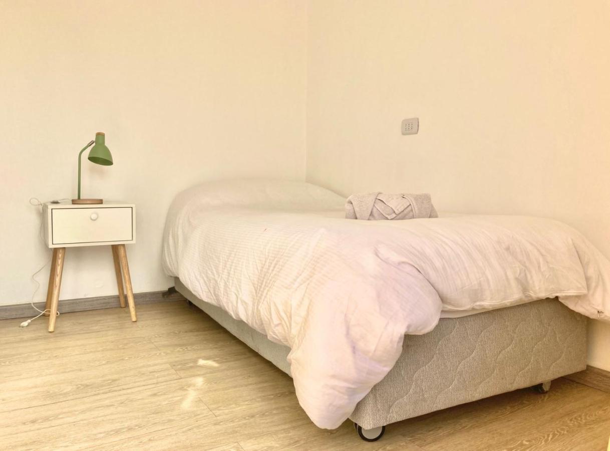 Quarto Individual com Banheiro Compartilhado