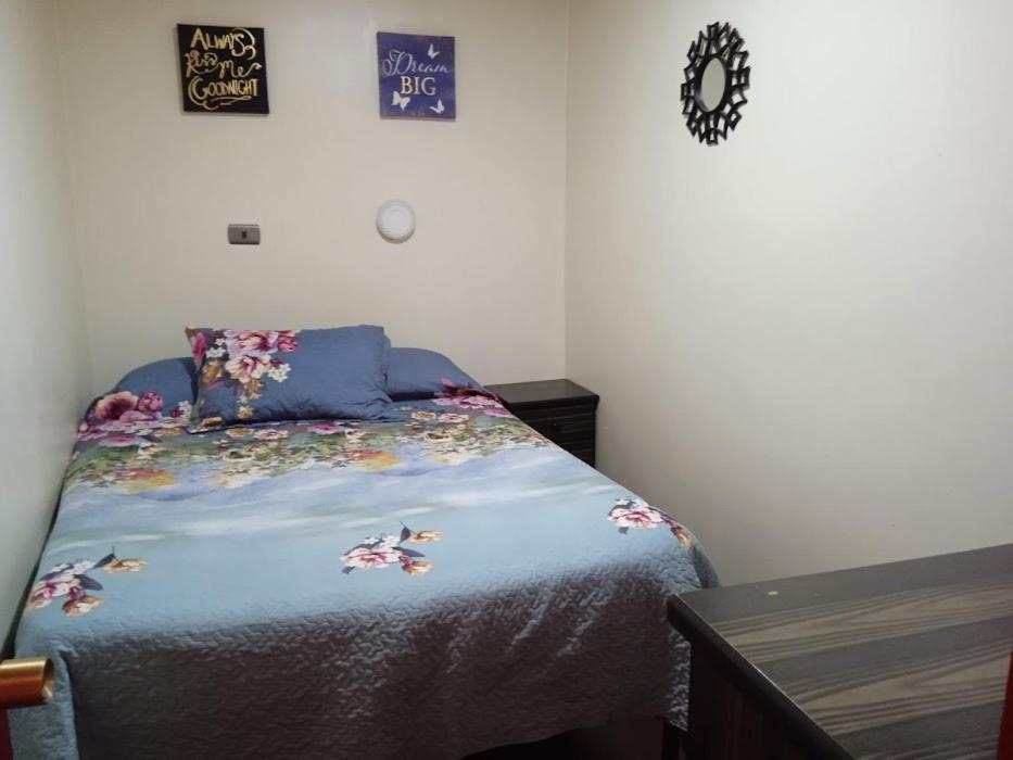 Quarto Duplo com Banheiro Compartilhado