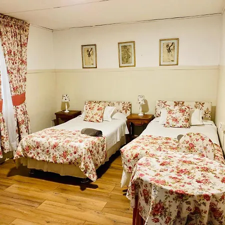 Hostal Plaza Londres 77-3