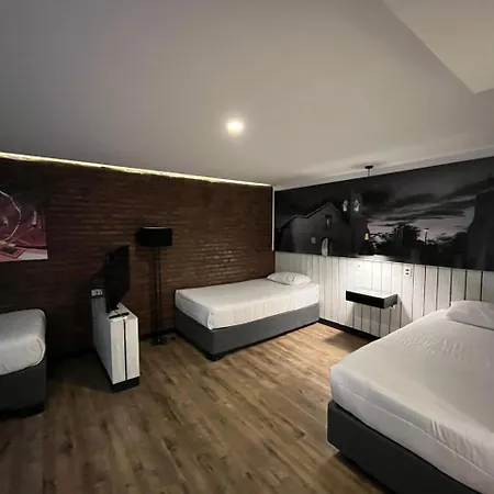 Hostal Boutique Black Cat-3